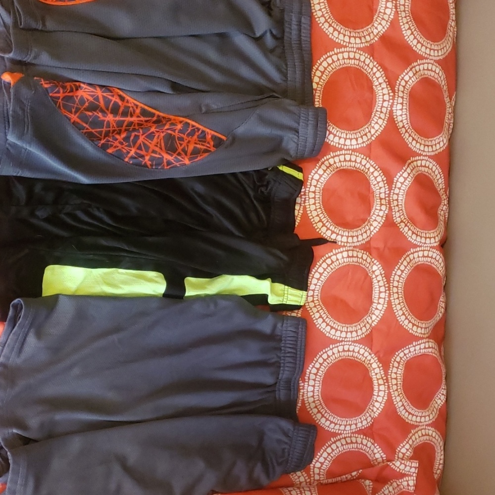 Athletic shorts